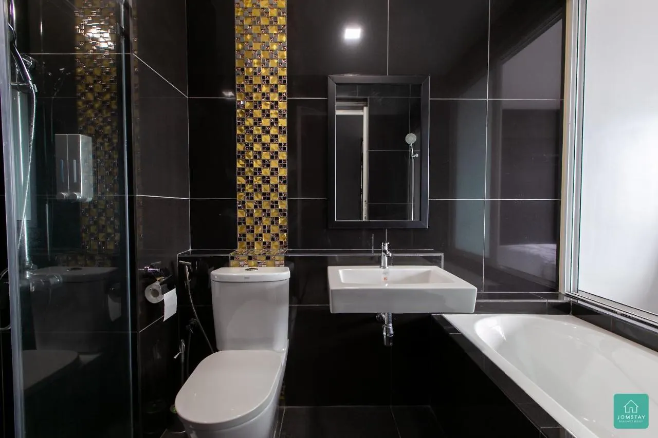 Jomstay Octagon Duplex Penthouse Ipoh Town