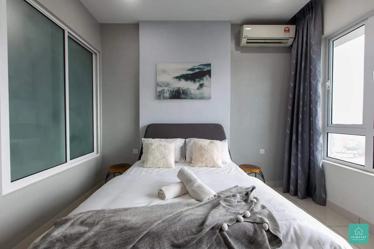 Jomstay Octagon Duplex Penthouse Ipoh Town